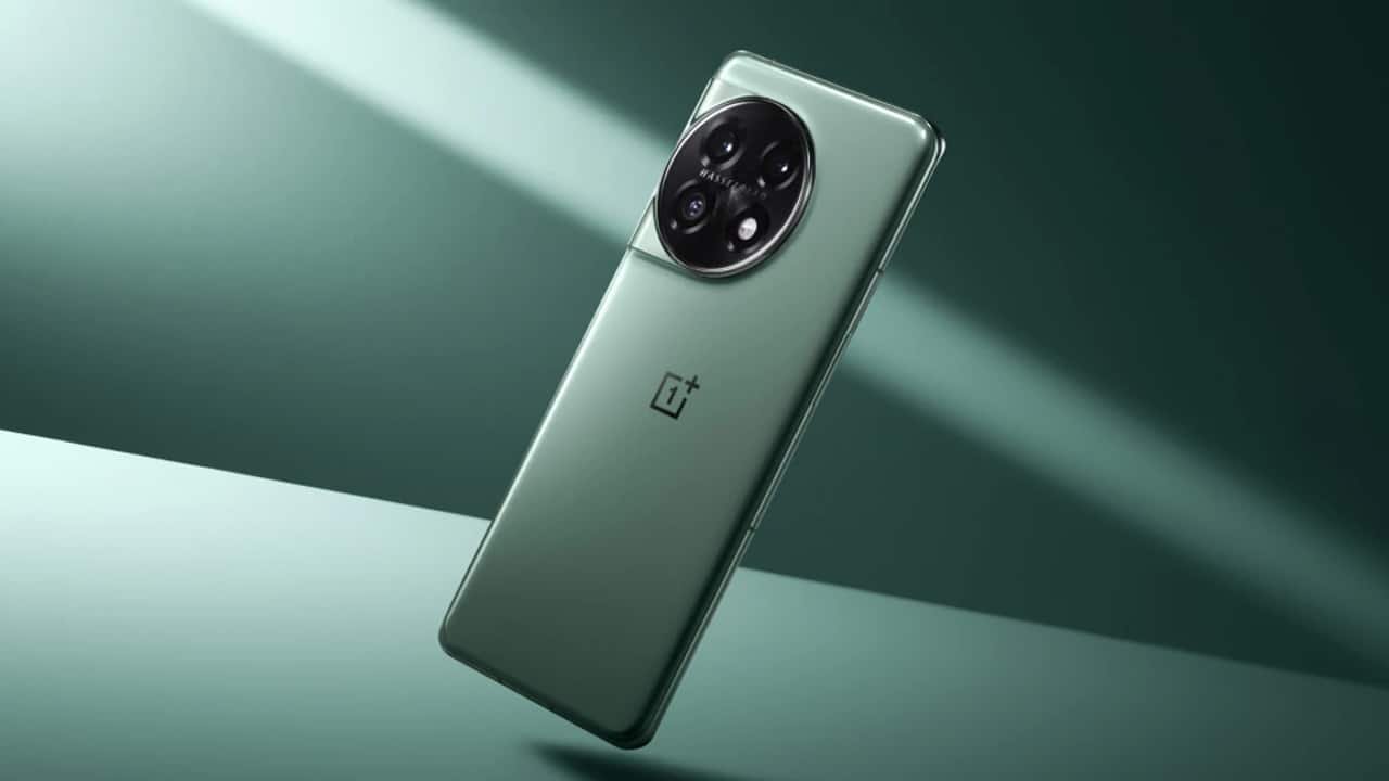 OnePlus 12 Resmi Tanıtım Tarihi Açıklandı: Snapdragon 8 Gen 3 ve 2K Ekranla Geliyor