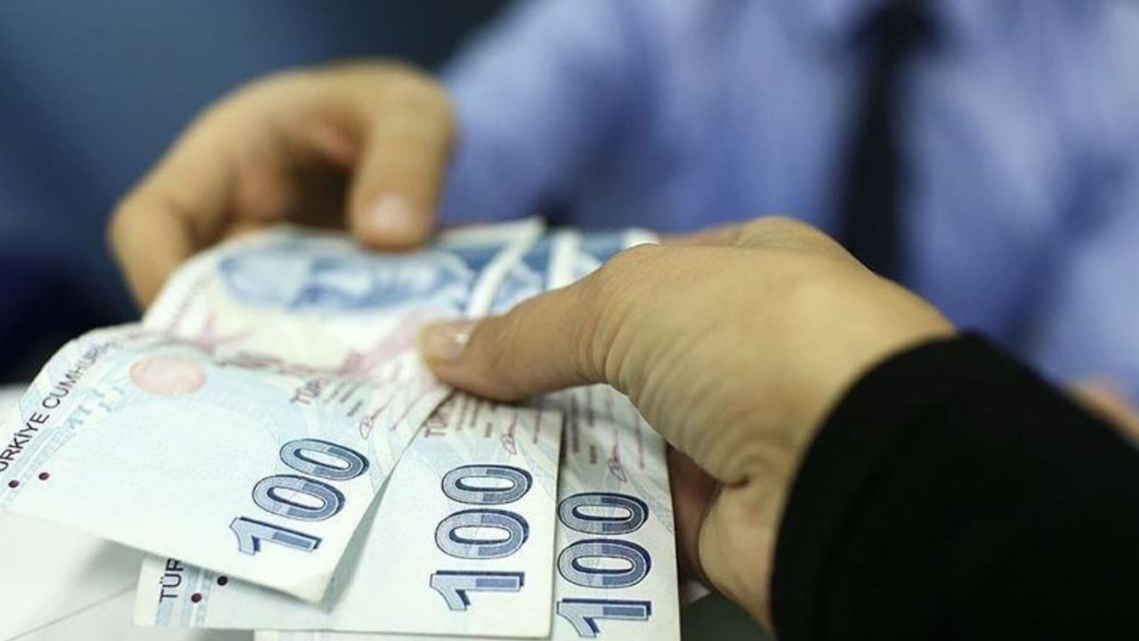 Emekliye bayram jesti geliyor! 10.000 TL alanların maaşı o tarihte 17.000 olacak