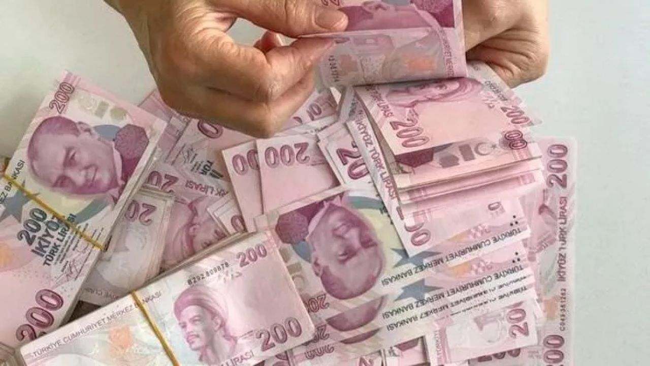 Bankalar vatandaşlara faizsiz ihtiyaç kredisi sunuyor